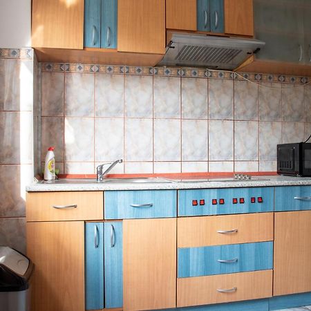 Family-Friendly Apartment Oradea Bagian luar foto